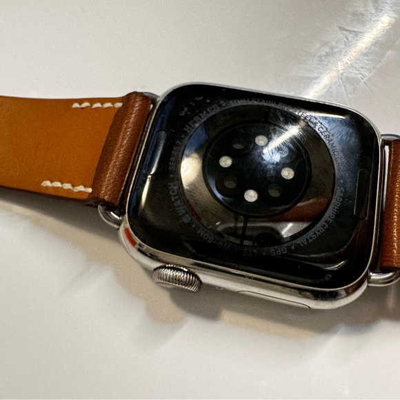 Hermes Apple watch series7 41mm - Picture 5 of 8